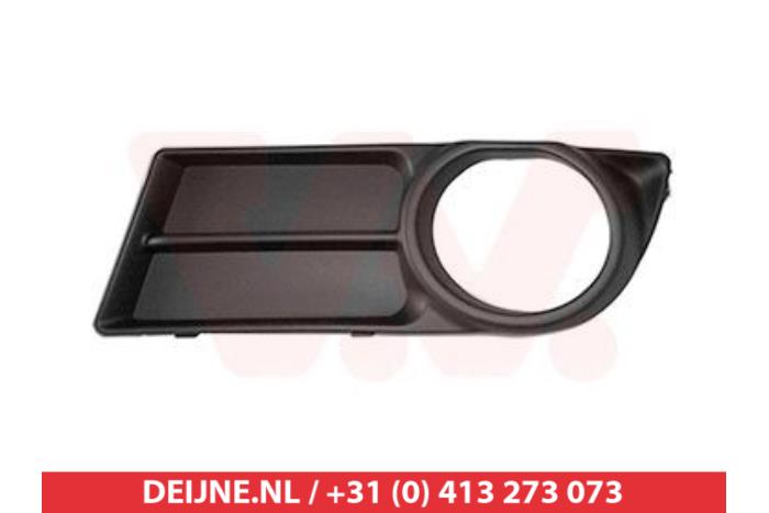 Toyota Corolla Verso Stoßstangenrost O9990008721