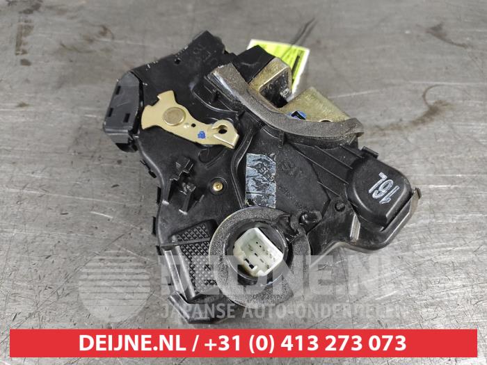 Toyota Corolla Deurslot Mechaniek 2Deurs links O593147