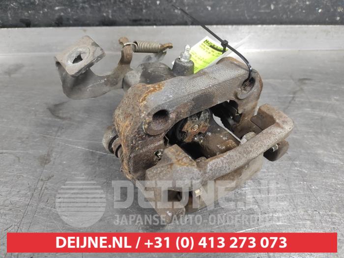 Toyota IQ Remklauw (Tang) links-achter O593150