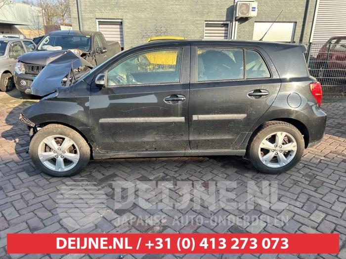 Toyota Urban Cruiser Portierruit 4Deurs links-achter O593274