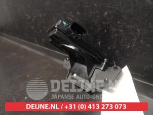 Toyota Urban Cruiser Tailgate lock mechanism O593283 photo 2