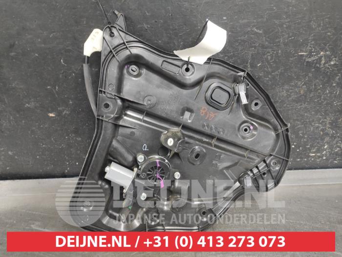 Mazda 2 Ruitmechaniek 4Deurs rechts-achter O593491