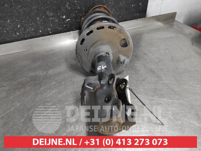 Toyota Auris Schokdemperpoot rechts-voor O593524