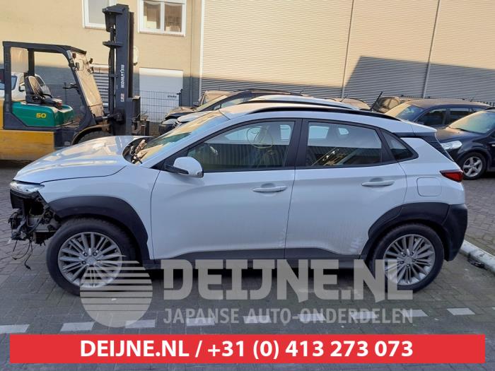 Hyundai Kona Extra window 4-door, left O593598