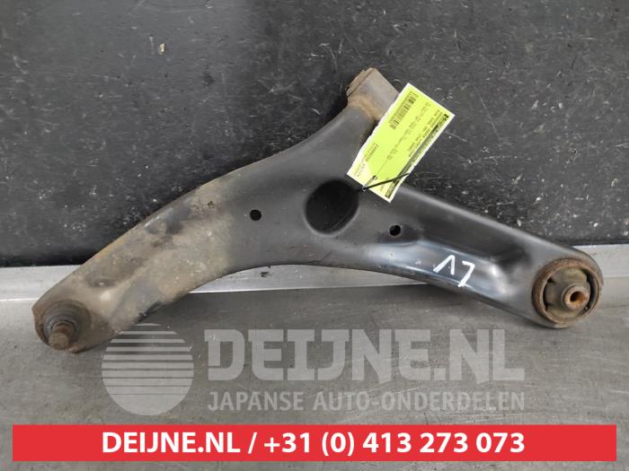 Kia Soul Draagarm onder links-voor O593693