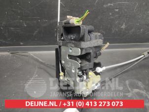 Ssang Yong Korando Door lock mechanism 4-door, front left O593754 photo 3