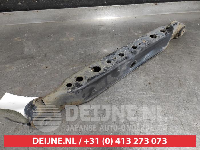 Nissan X-Trail Querlenker rechts hinten O593943