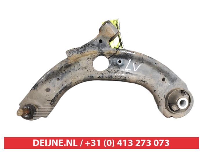 Mazda CX-3 Draagarm onder links-voor O594055