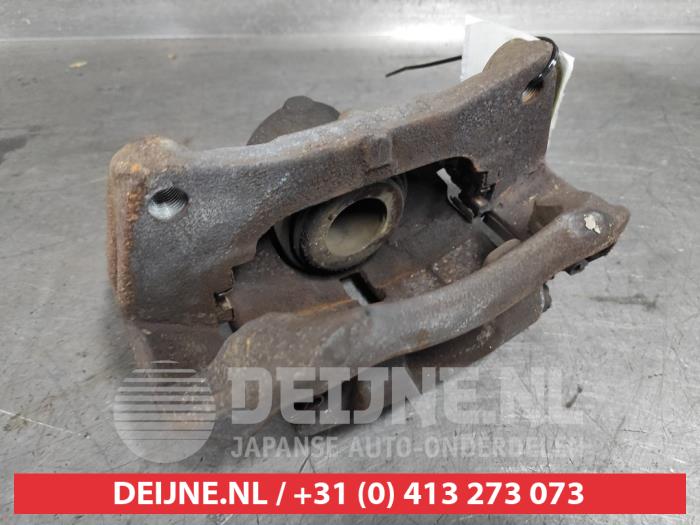 Mazda CX-3 Remklauw (Tang) links-voor O594061