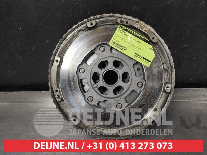 Gebruikte Vliegwiel Nissan Qashqai (J11) 1.2 DIG-T 16V Prijs € 75,00 Margeregeling aangeboden door V.Deijne Jap.Auto-onderdelen BV