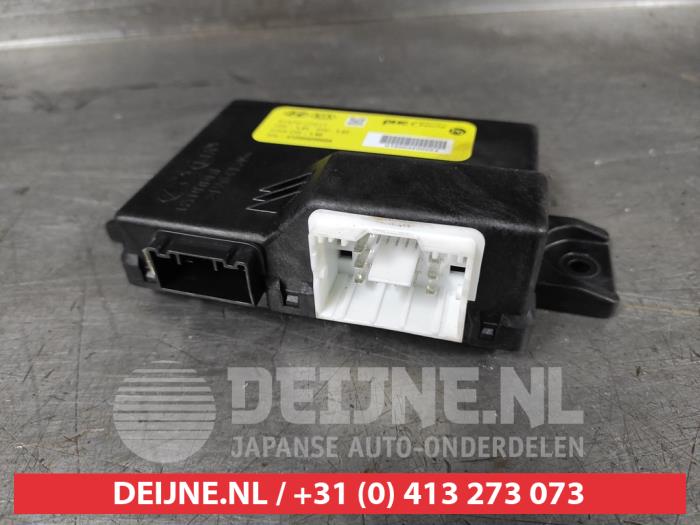 Kia Ceed Sportswagon Module achterklep motor O594277