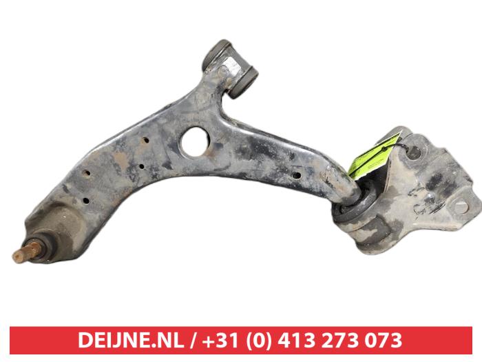 Mazda 3 Draagarm onder links-voor O594668