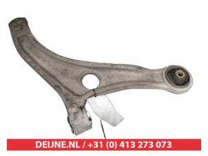 Hyundai I40 Front lower wishbone, left O594688 photo 2