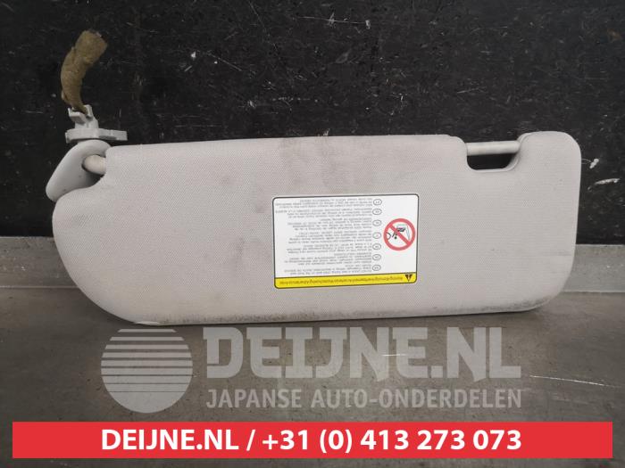 Hyundai I40 Zonneklep O594702