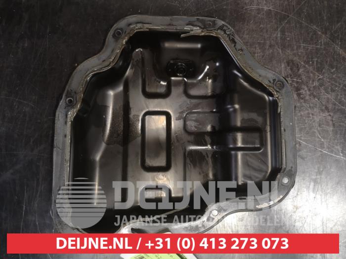 Gebruikte Carterpan Nissan Qashqai (J10) 1.6 16V Prijs € 50,00 Margeregeling aangeboden door V.Deijne Jap.Auto-onderdelen BV