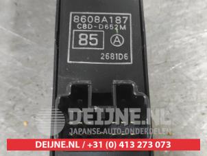 Mitsubishi Outlander Multi-functional window switch O594883 photo 2