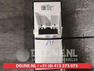 Hyundai I20 Multi-functional window switch O594937 photo 2