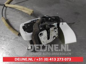 Nissan Leaf Door lock mechanism 4-door, front left O595230 photo 2