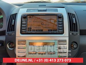 Gebruikte Radio Toyota Corolla Verso (R10/11) 2.2 D-4D 16V Prijs € 200,00 Margeregeling aangeboden door V.Deijne Jap.Auto-onderdelen BV