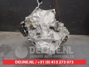 Mazda CX-30 Versnellingsbak O595607 foto 2