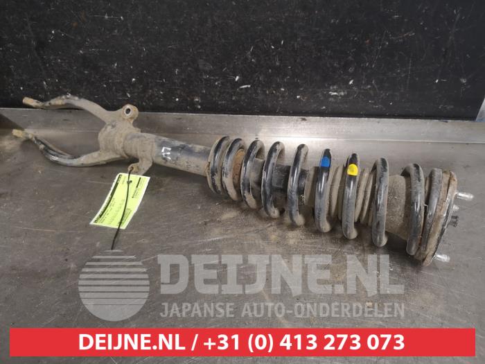 Mazda 6 Schokdemperpoot links-voor O595608