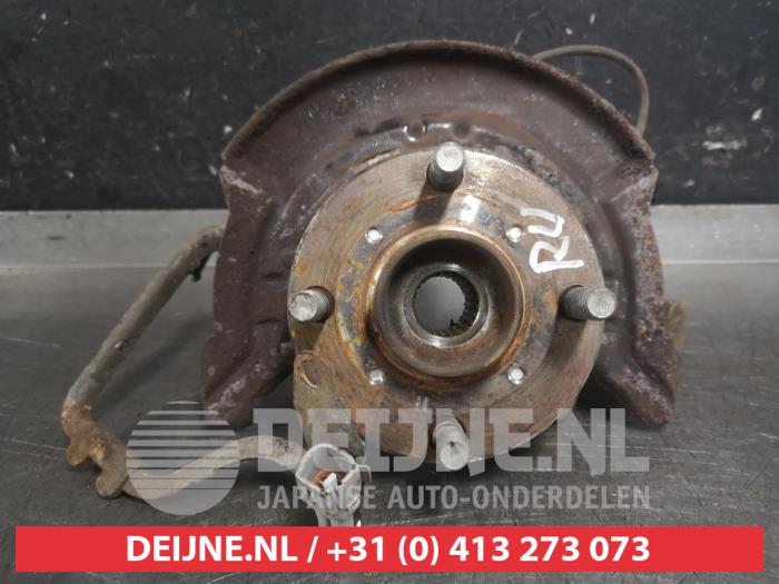 Daihatsu Cuore Achsschenkel rechts vorne O595729