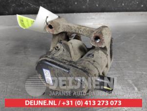 Hyundai Kona Bremszange rechts hinten O596192 foto 2