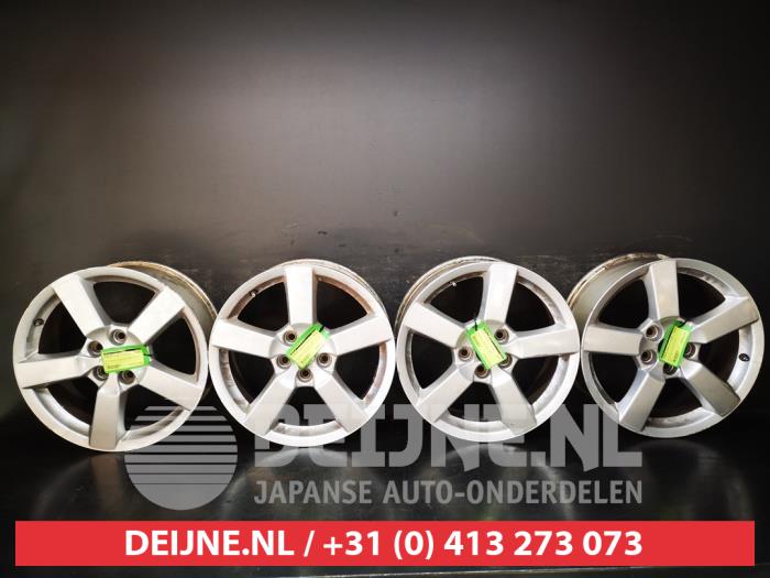 Mitsubishi Outlander Set of wheels O596257