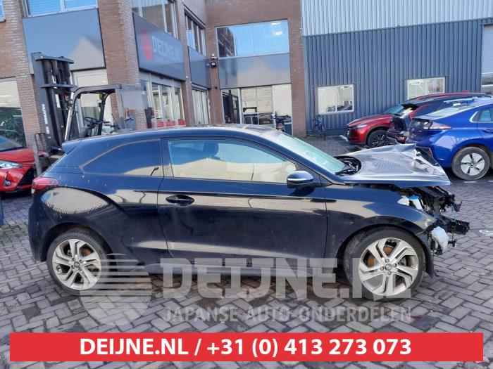 Hyundai I20 Ruit 2Deurs rechts-achter O596275