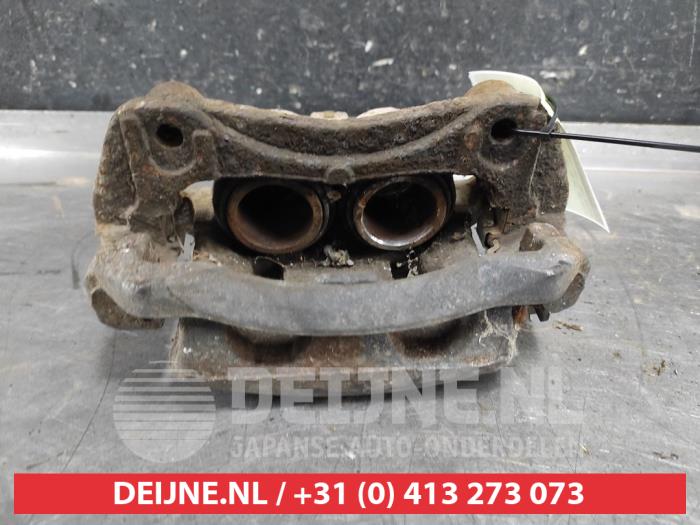 Nissan Navara Bremszange links vorne O596363