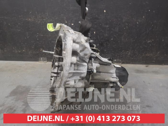 Nissan Micra Versnellingsbak O596401