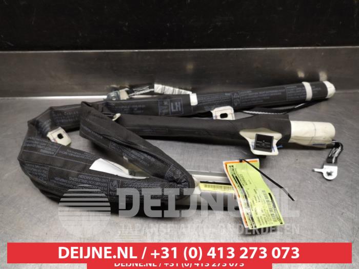 Toyota Yaris Airbag Himmel links O596723