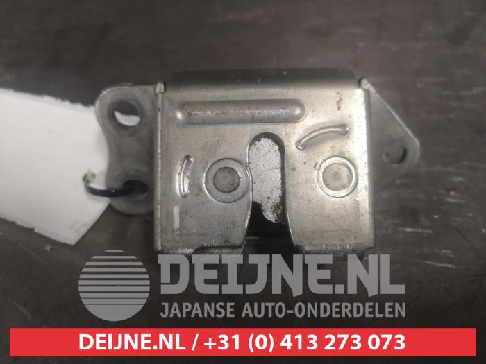 Toyota Yaris Slotmechaniek Achterklep O596880