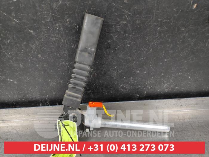 Hyundai IX35 Front seatbelt buckle, left O597125
