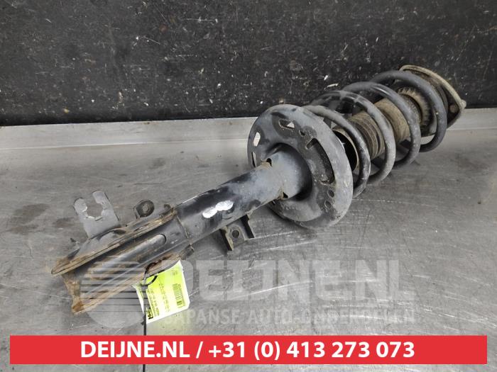 Mazda CX-5 Schokdemperpoot links-voor O597325