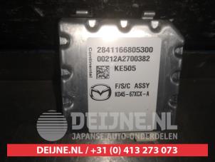 Gebruikte Camera voorzijde Mazda CX-5 I (KE,GH) 2.0 SkyActiv-G 16V 2WD Prijs € 75,00 Margeregeling aangeboden door V.Deijne Jap.Auto-onderdelen BV