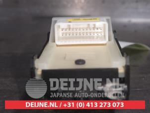 Toyota Avensis Multi-functional window switch O597572 photo 2