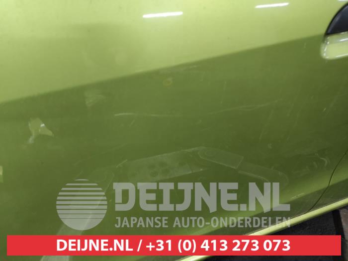 Daihatsu Cuore Portier 4Deurs links-voor O597820
