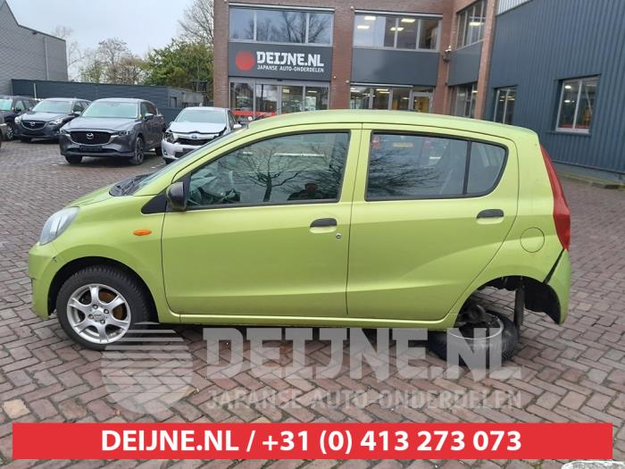 Daihatsu Cuore Portierruit 4Deurs links-voor O597821