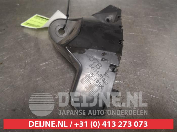 Daihatsu Materia Front bumper bracket, left O597882
