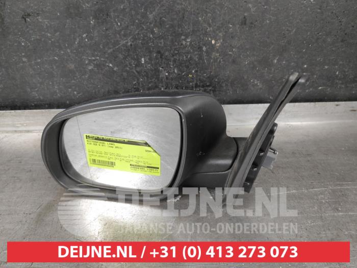 Kia Ceed Buitenspiegel links O598056