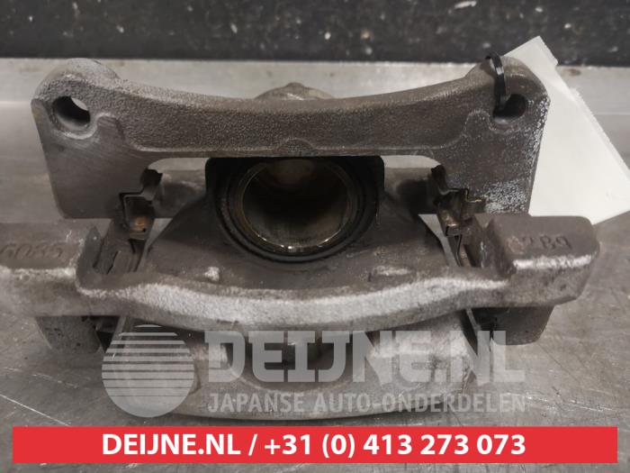 Mazda CX-5 Remklauw (Tang) links-voor O598205