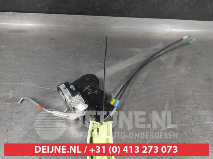Suzuki Baleno Türschlossmechanik 4-türig rechts hinten O598226