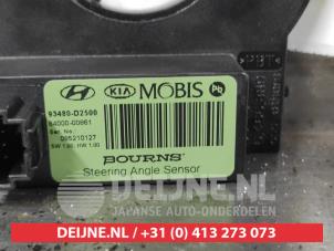 Hyundai I30 Stuurhoek sensor O598588 foto 2