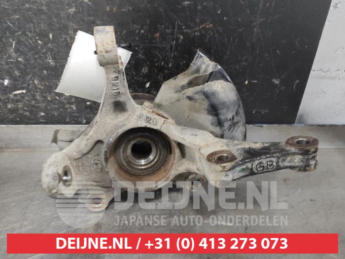 Hyundai I20 Knuckle, front left O598697