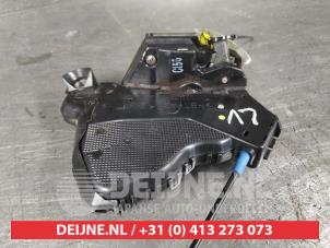 Toyota Avensis Türschlossmechanik 4-türig links vorne O598789 foto 2