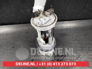 Gebruikte Tank element Pomp Nissan Qashqai (J10) 2.0 16V Prijs € 75,00 Margeregeling aangeboden door V.Deijne Jap.Auto-onderdelen BV