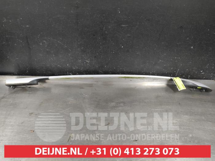 Chevrolet Spark Dakrail links O598901