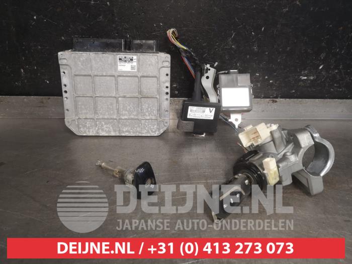 Toyota Verso Engine management computer O598934