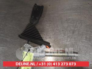 Nissan Qashqai Front seatbelt buckle, left O598995 photo 2
